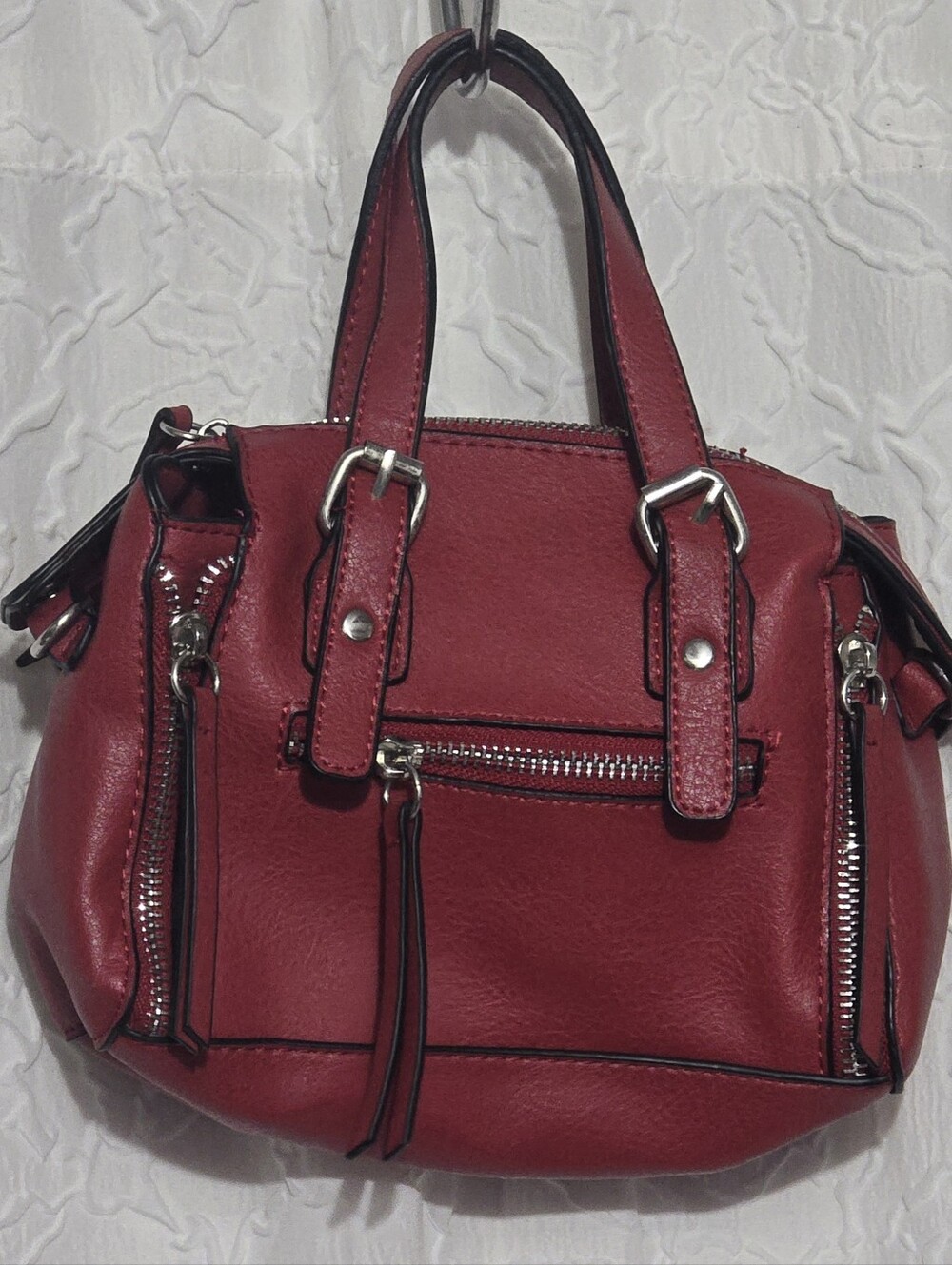 Womens Small Red Hand Bag Zipper Accents 8" Wide 6" High